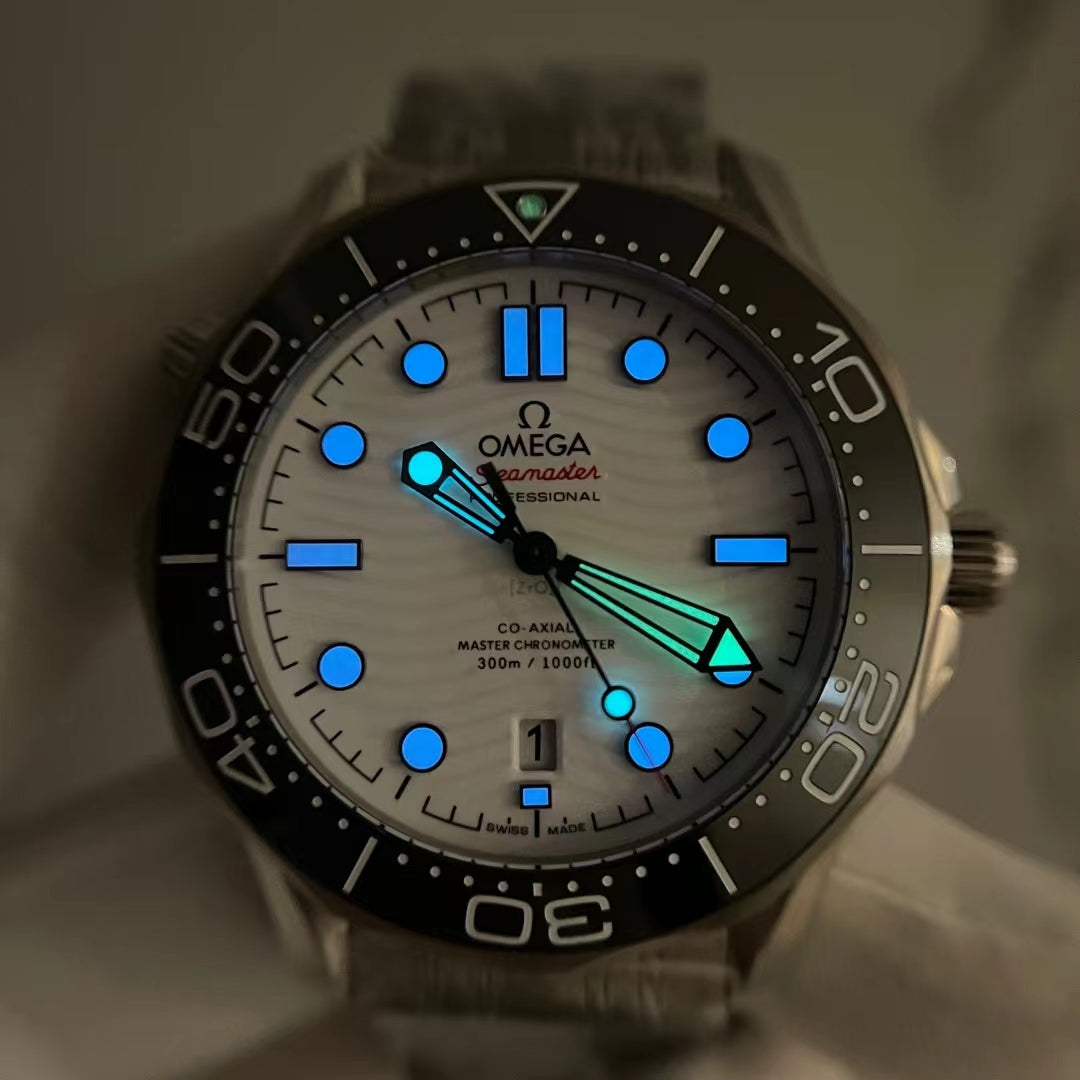OMG Seamaster Professional Diver (white and black dial)