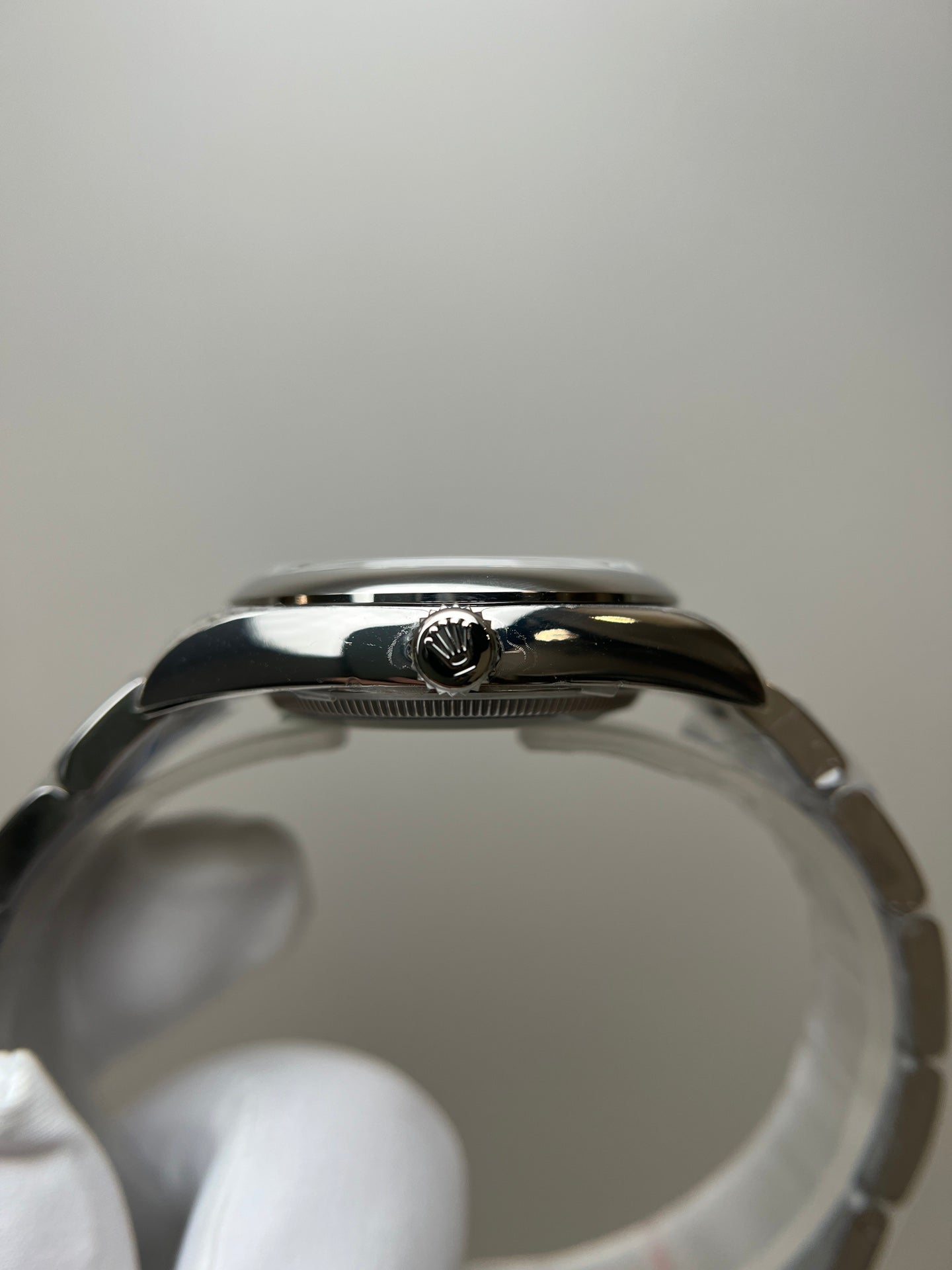 RLX Oyster Perpetual (Reference 124300 Silver Dial)
