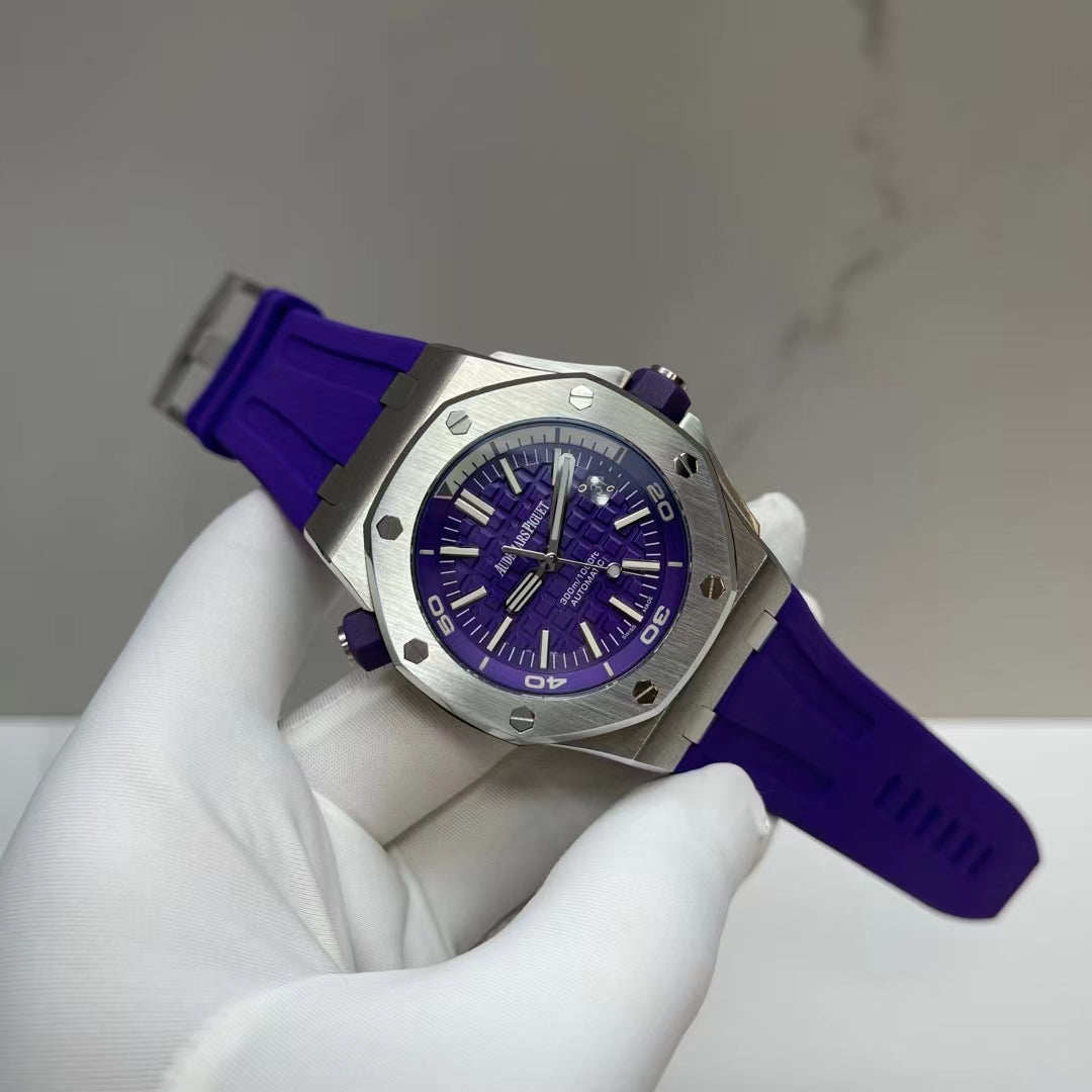 APW Royal Oak offshore diver (purple dial)