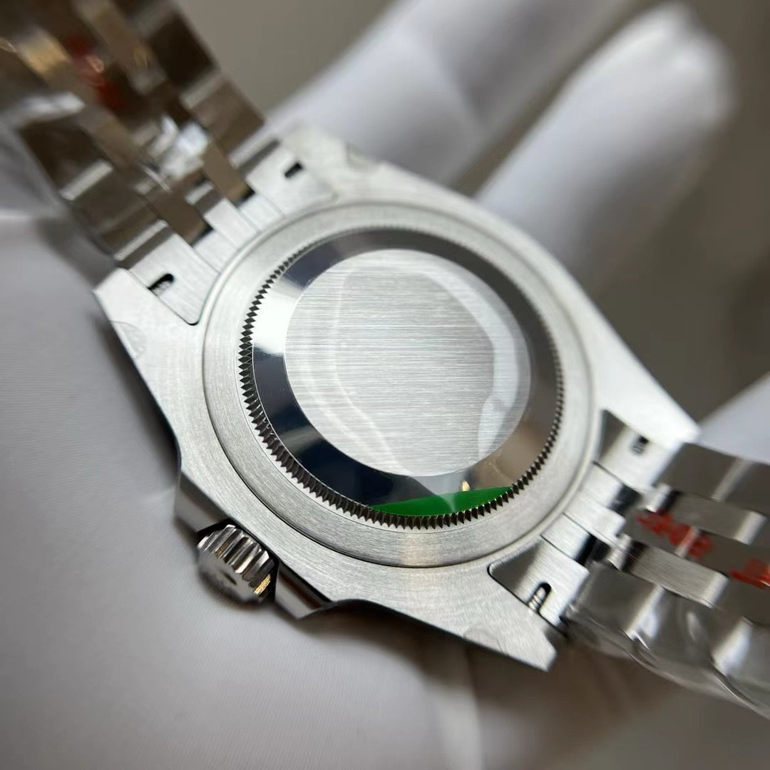 RLX GMT-Master II "Batgirl"