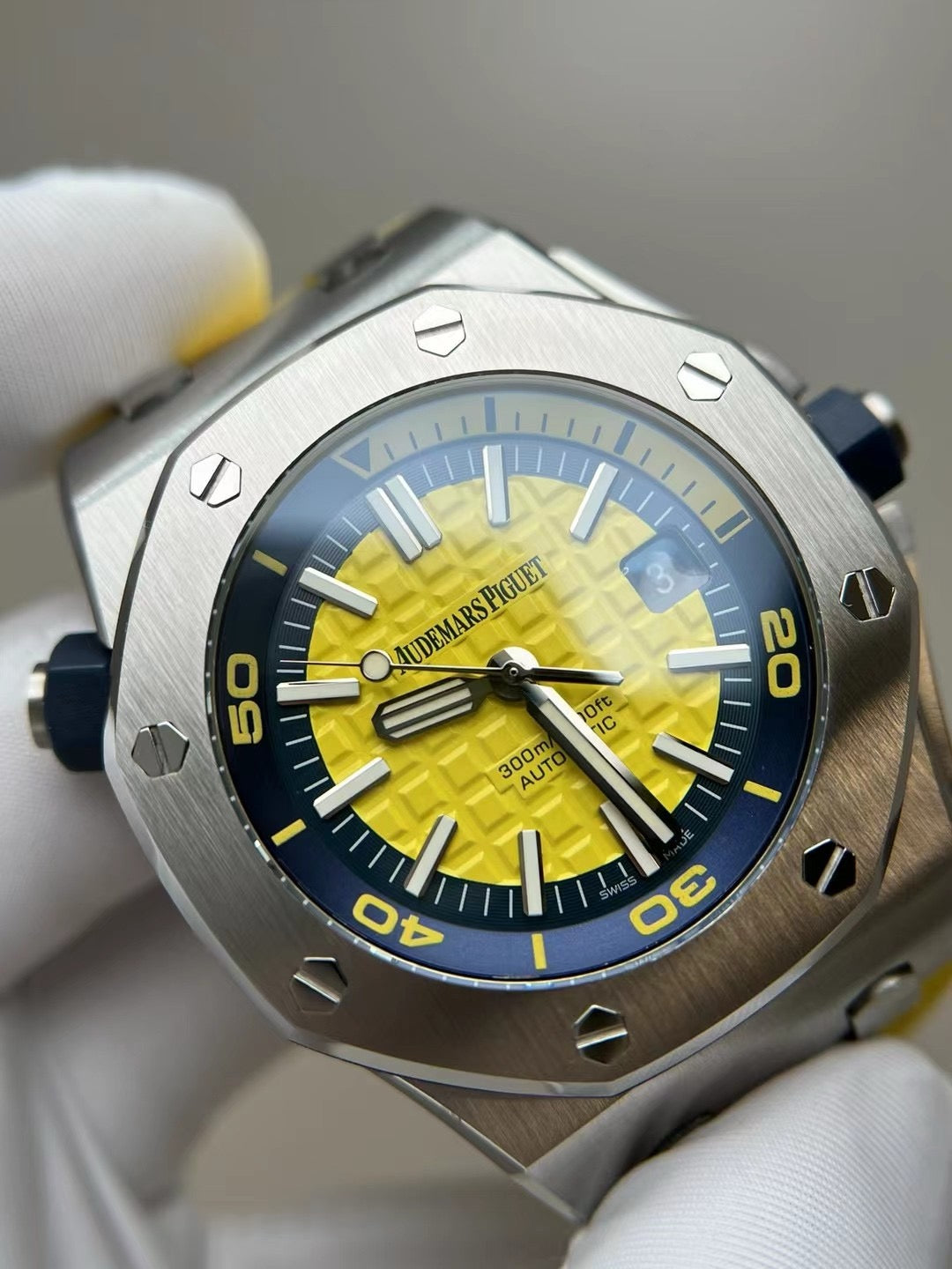 APW Royal Oak Offshore Diver Yellow Dial
