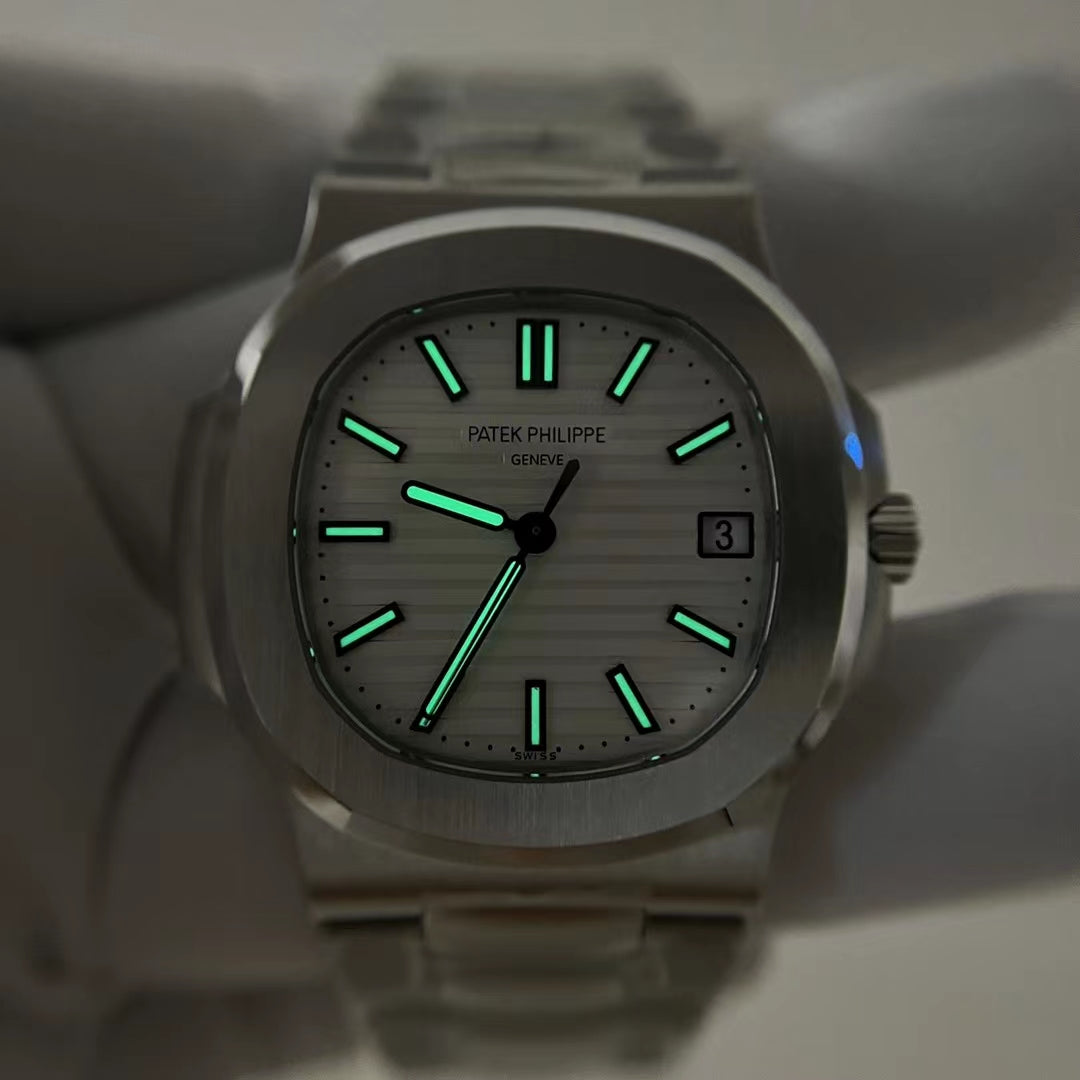 PTP Nautilus (Silvery-White Dial)