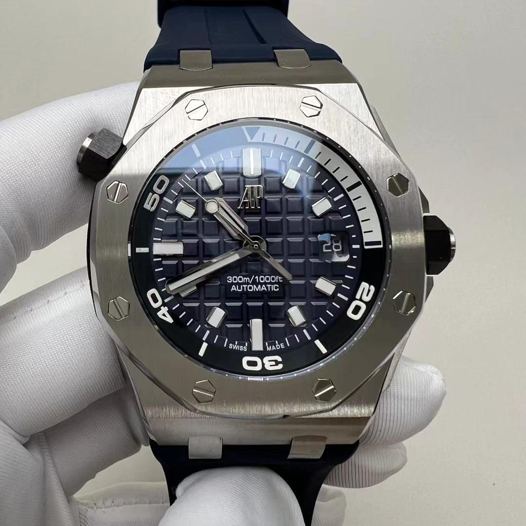 APW Royal Oak Offshore Diver (Reference 15710ST)
