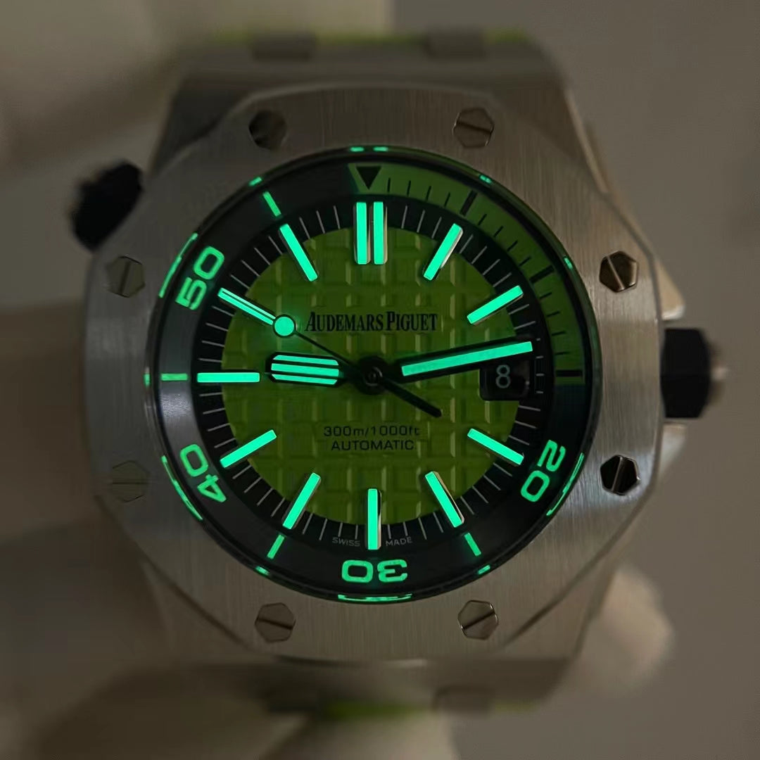 APW Royal Oak offshore diver (bright green dial)