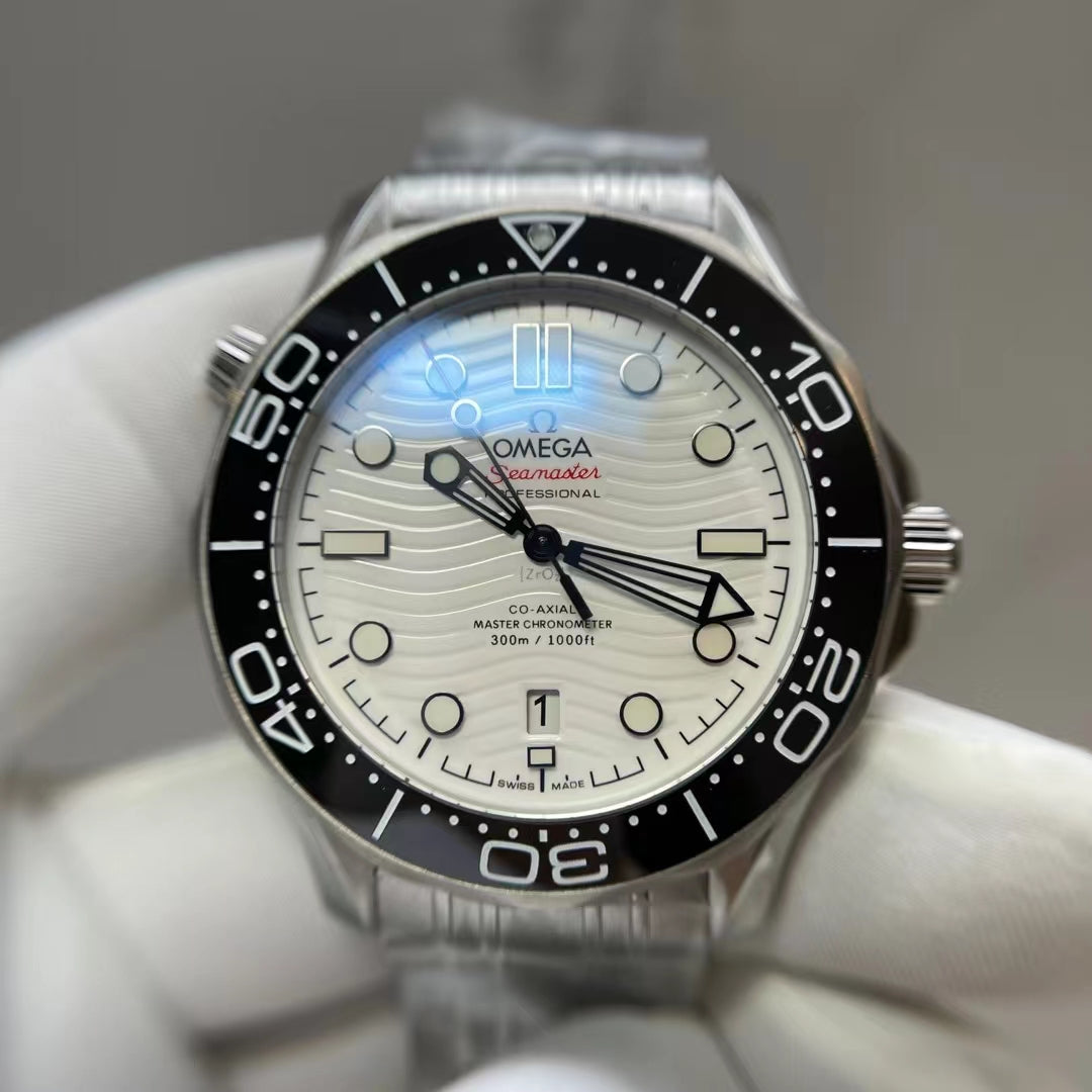 OMG Seamaster Professional Diver (white and black dial)