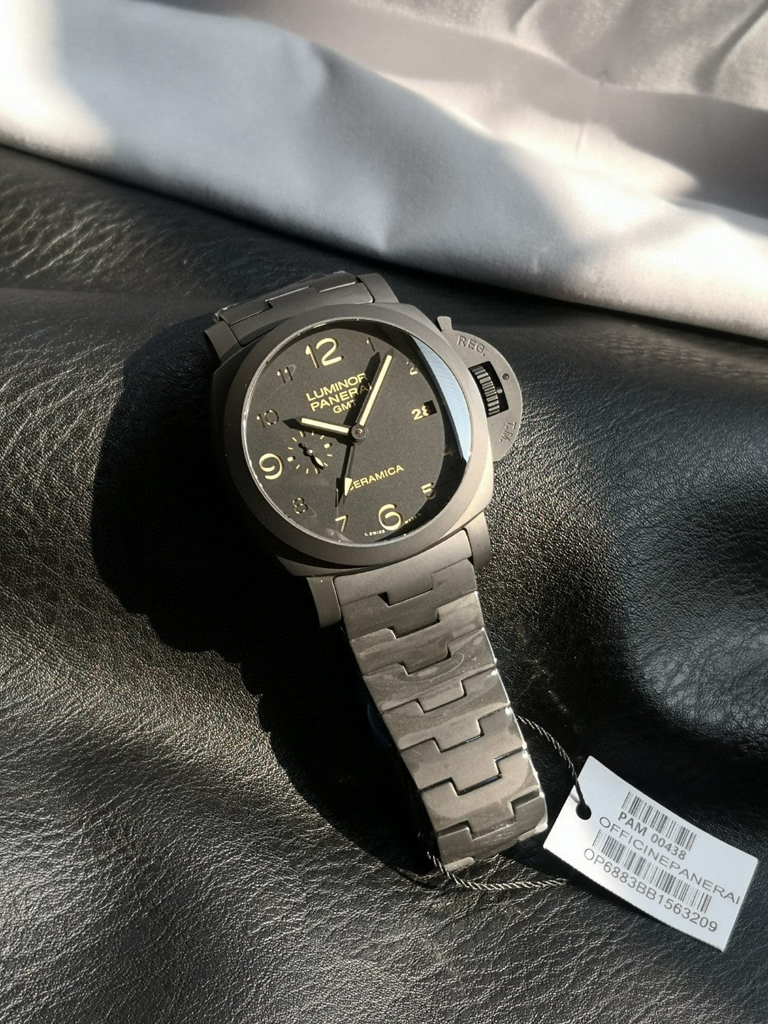 PNR Luminor GMT Ceramica