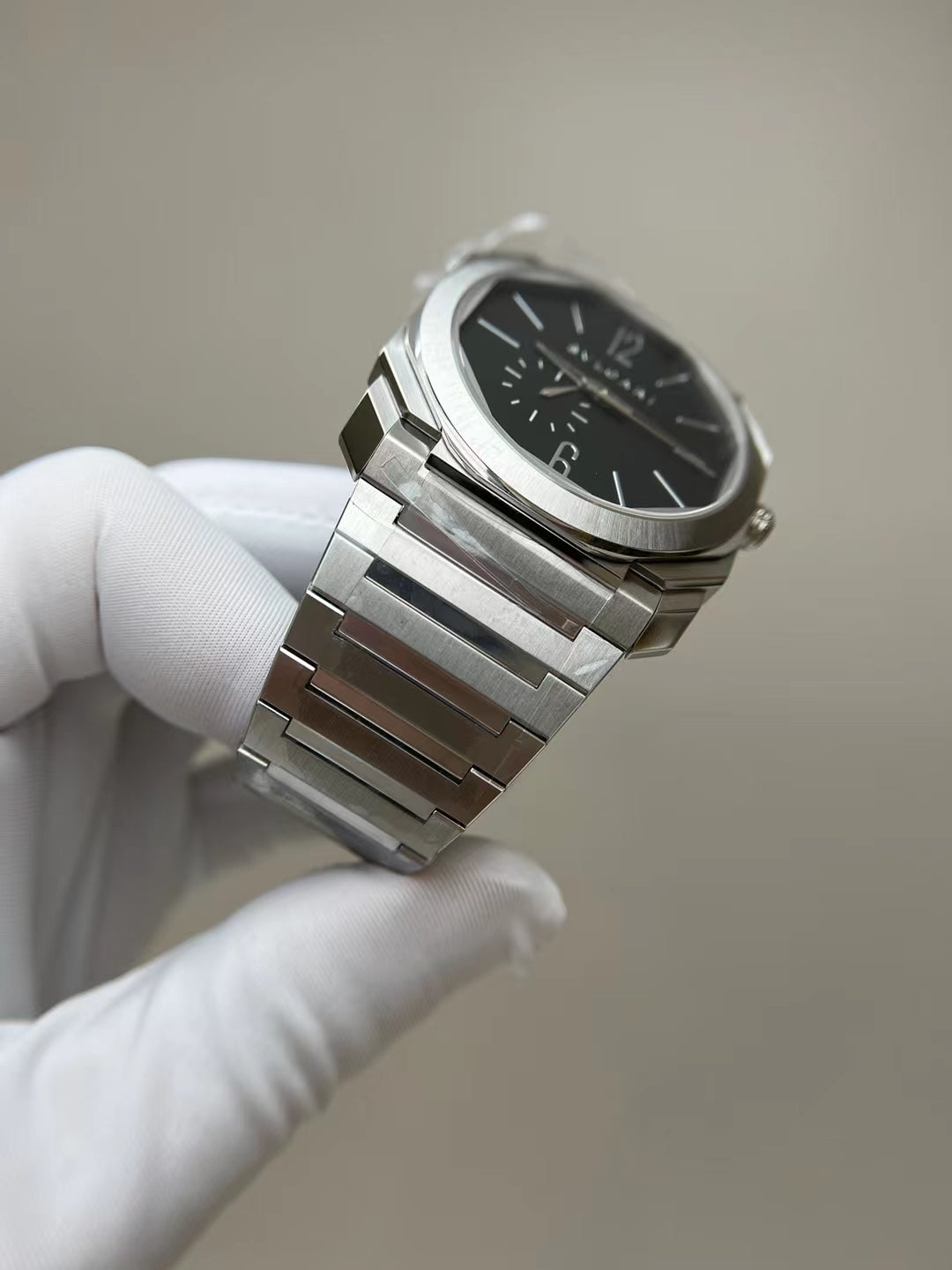 BLG Octo Finissimo Automatic (Steel, Black Dial)