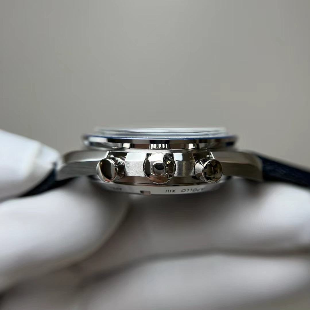 OMG Speedmaster Professional "Silver Snoopy Award" (50th Anniversary)