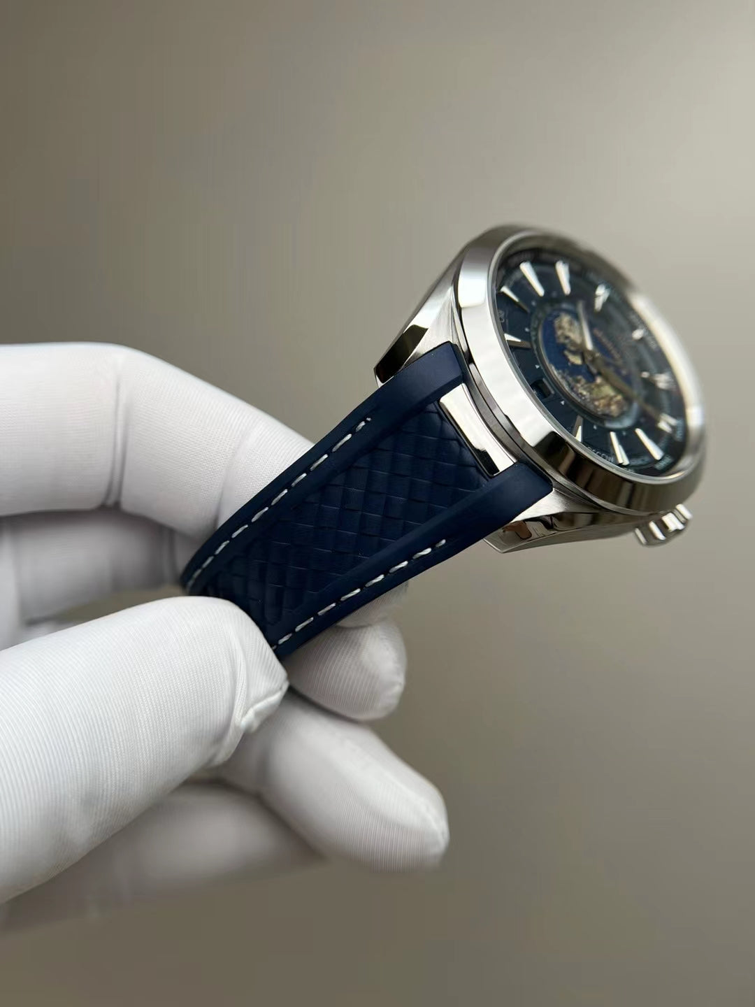 OMG Seamaster Aqua Terra Worldtimer (Blue Dial)