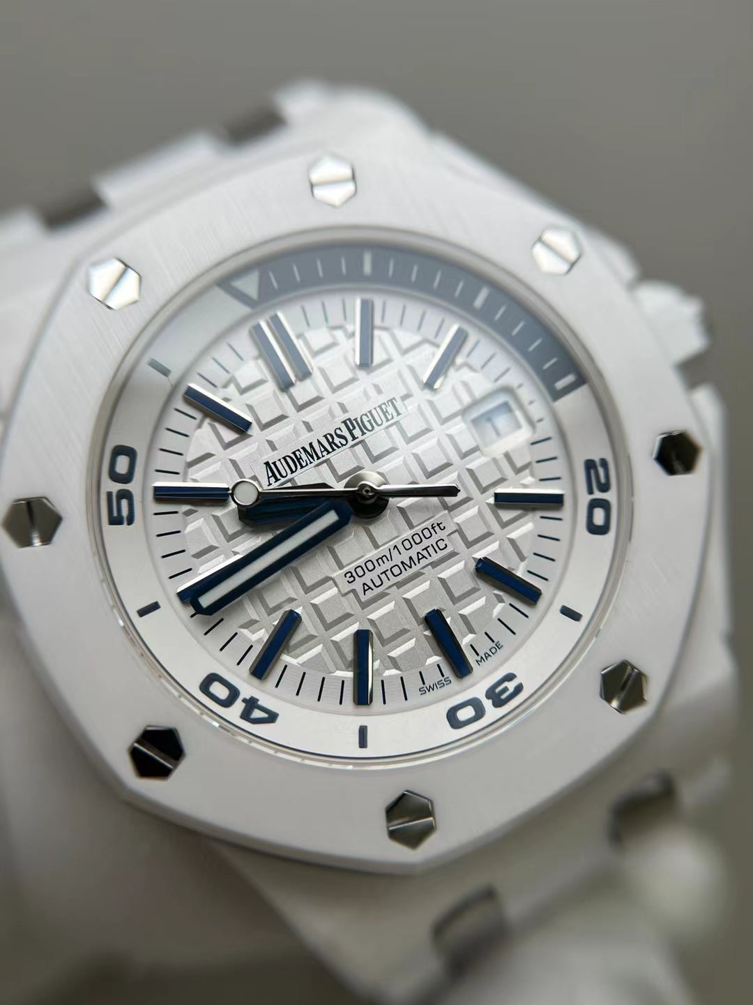 APW Royal Oak Offshore Diver (White Ceramic)