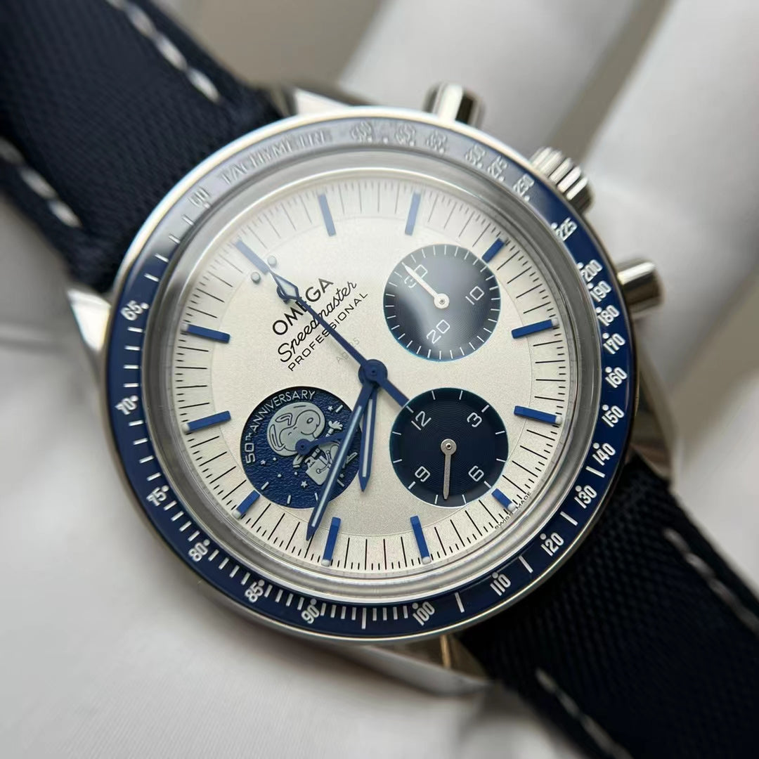 OMG Speedmaster Professional "Silver Snoopy Award" (50th Anniversary)
