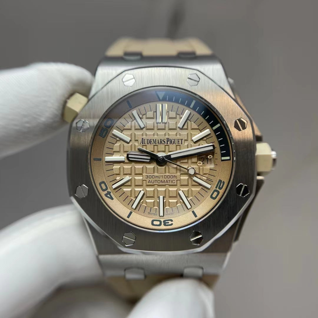 APW Royal Oak offshore diver (Light brown dial)