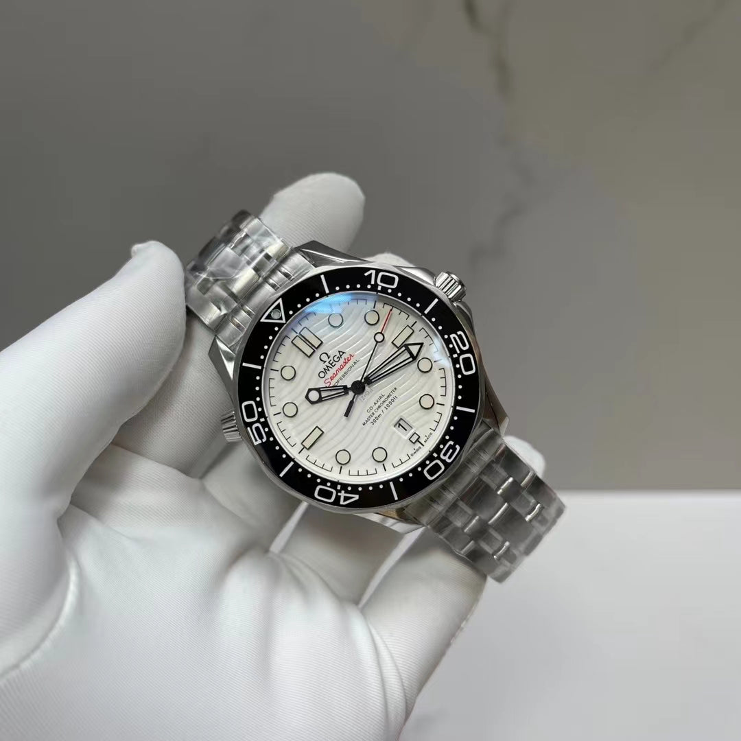 OMG Seamaster Professional Diver (white and black dial)